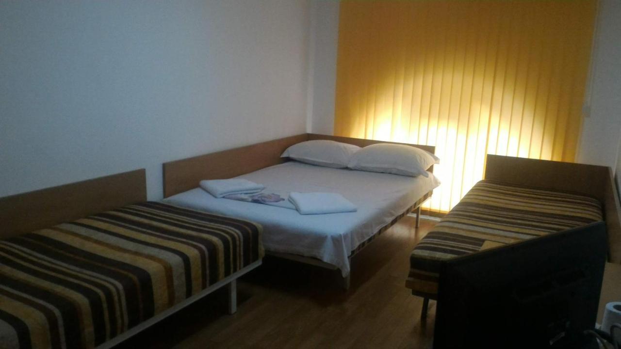Hostel Ruschuk Rusze Kültér fotó