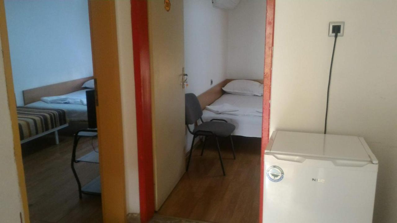 Hostel Ruschuk Rusze Kültér fotó